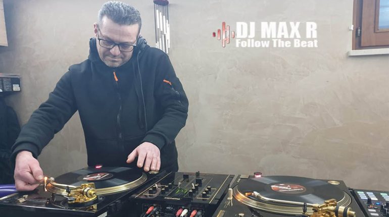 DJ Max R